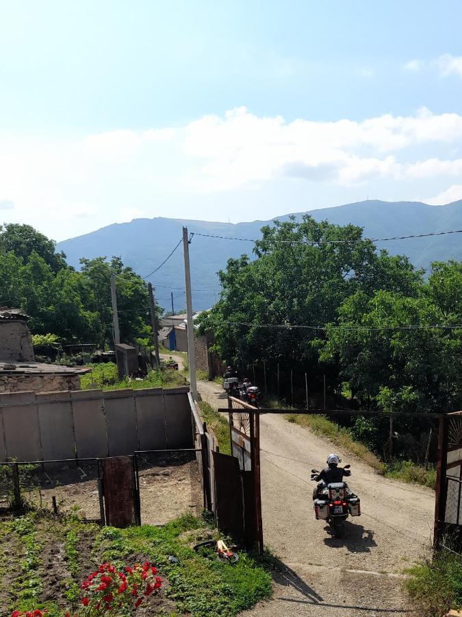 Alex Bnb Tat'ev Exterior photo